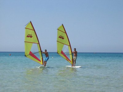 Noleggio windsurf (1h), Isola delle Femmine