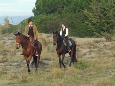 A cavallo in spiaggia a Grosseto (1,5h)