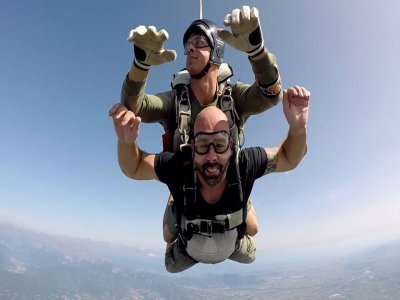 Skydive Garz
