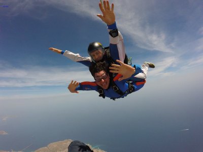 Paracadutismo a Siracusa 4000m con video o foto