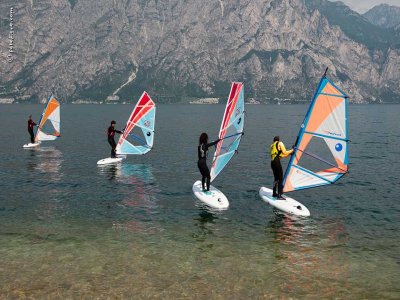 Corso prova di Windsurf (2 ore) a Malcesine