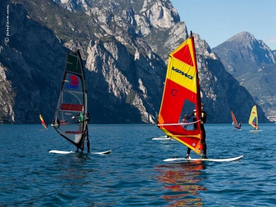 Corso completo di Windsurf (8 ore) a Malcesine