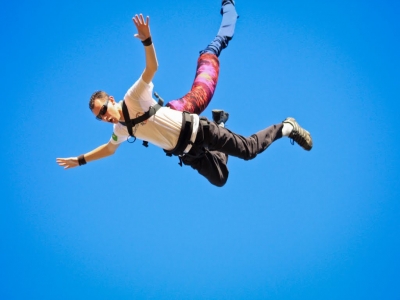 Salto bungee jumping + foto + video in Valgadena