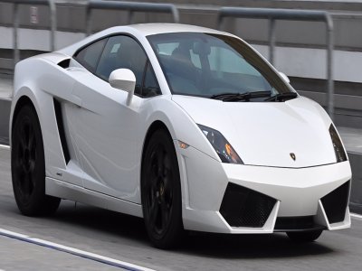 Quattro giri in pista con Lamborghini ad Ottobiano