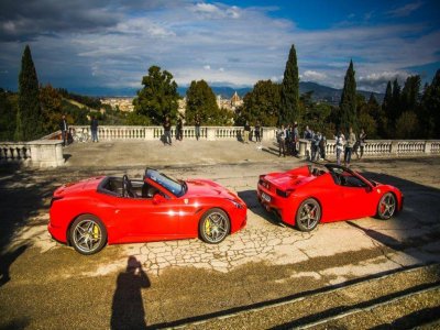 Tour 4 km in Ferrari a Firenze