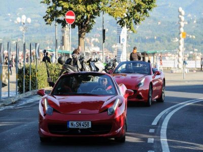 Tour 8 km Ferrari a Firenze
