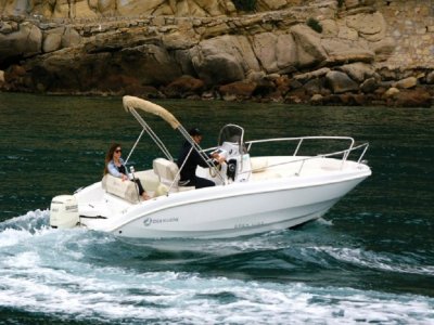 Noleggio Idea Marine un giorno Liguria no patente