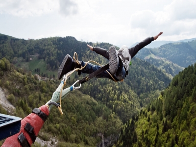 Bungee jumping 175 m con foto e video in Valgadena