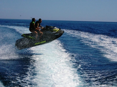 20 minuti in moto d'acqua a Bordighera con patente