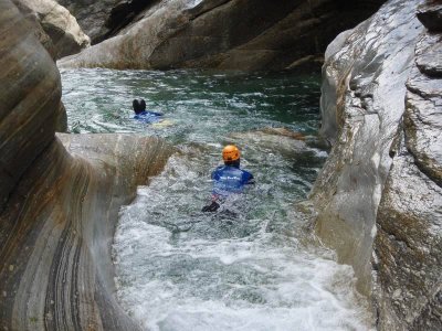 Canyoning nel Torrente Lanterna (4,5h), Valmalenco