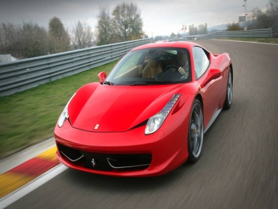 Sei giri su Ferrari 458, Castelletto di Branduzzo