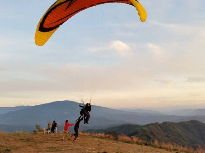 Volo in parapendio (25 min) , Oltrepo Pavese
