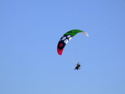 Volo turistico con paramotore ( 30 minuti) ,Novara