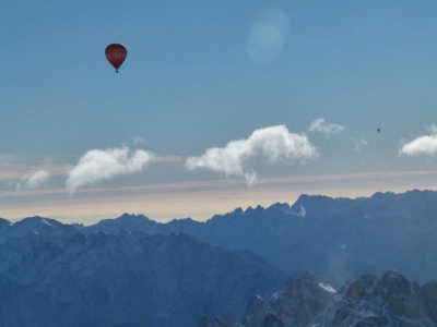 Volo di attraversata mongolfiera (3/4ore), Alpi