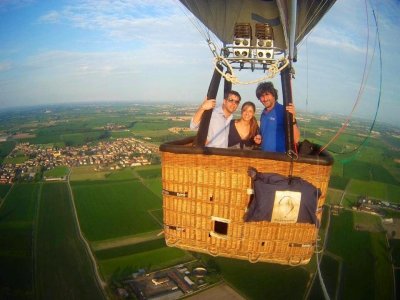 Volo esclusivo mongolfiera per 2pax (1h), Siena