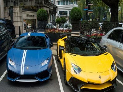 Otto giri in Lamborghini Avio, Latina