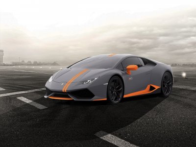 Otto giri su Lamborghini Avio + foto, Latina