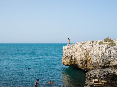 Giornata completa in barca sulla Costa Garganica