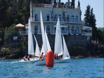 10 ore corso vela collettivo bassa stagione