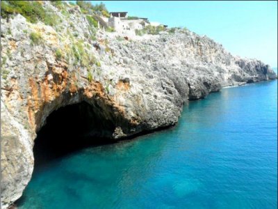 Escursione in Barca a Vela Ostuni