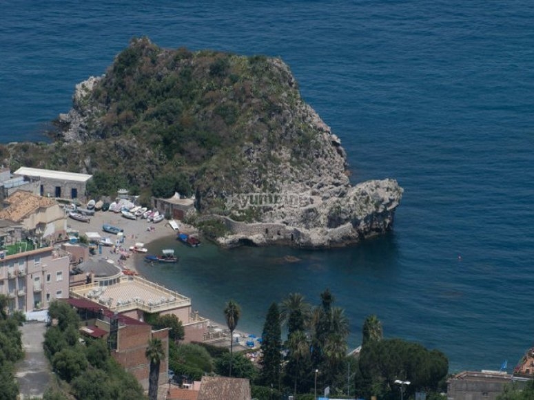 Snorkeling Tour Taormina da 25€ Yumping.it
