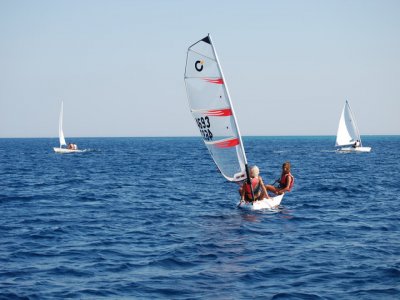 Unica lezione di iniziazione alla vela a Soverato