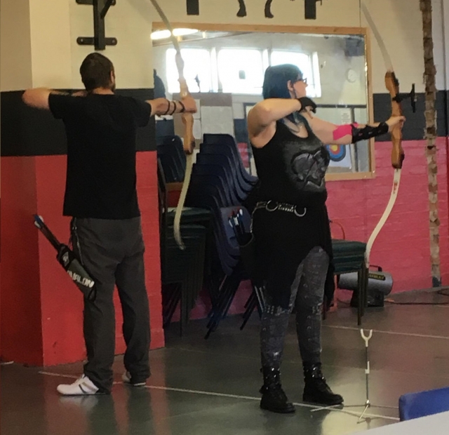 Sessione di prova di tiro con l'arco indoor a Lowestoft per 1 ora