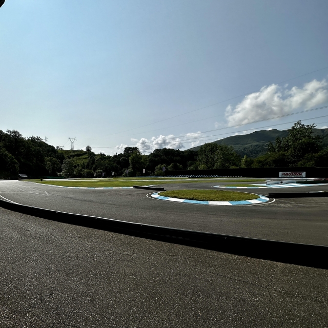 Opinione di Carmen su Gara di kart di gruppo 3 round Soto de Dueñas