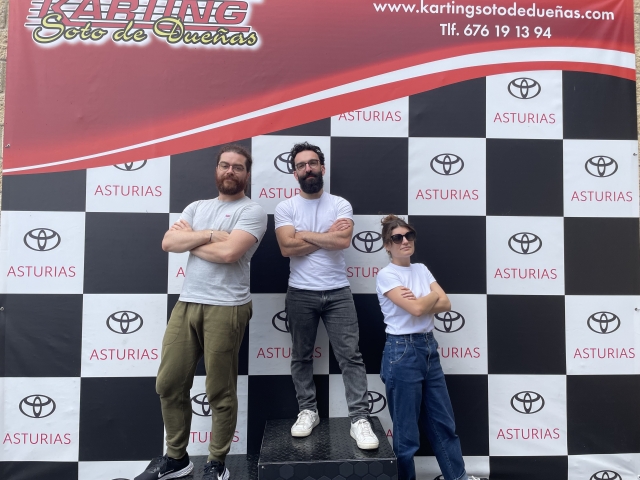 Opinione di Juanma su Giro di kart Soto de Dueñas, 10 minuti