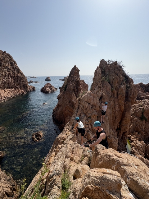 Opinione di Anna su Via Ferrata Cala del Molí con foto 2h 30 min