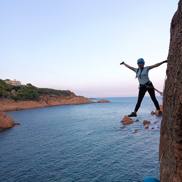 Opinione di Papá su Via Ferrata Cala del Molí con foto 2h 30 min