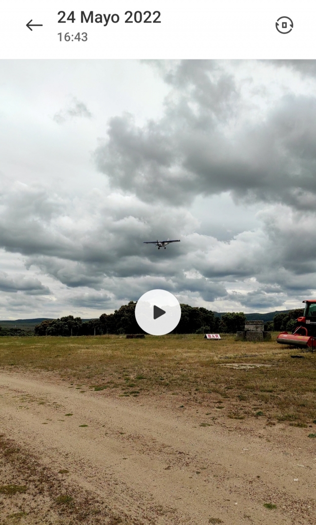 Opinione di Victor su Deltaplano con foto e video a motore Guadarrama 15min