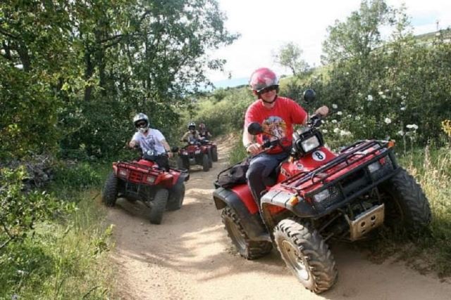 Percorso in quad di 1 ora nella Sierra Norte