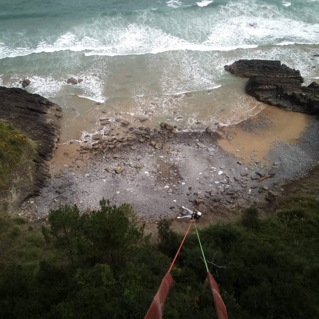 Bungee jumping sul ponte Atxaspi (40 metri)