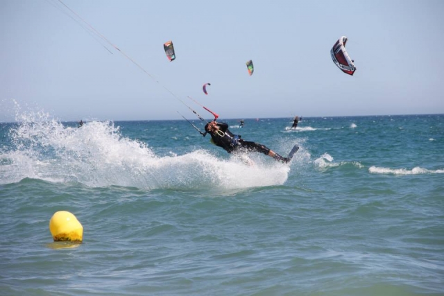 Iniziazione al kitesurf a Torremolinos e foto 3h