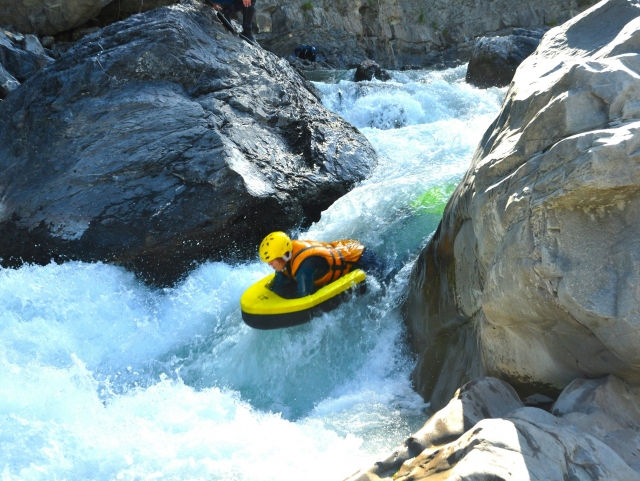 Discesa idrospeed sul fiume Esta, 2 ore