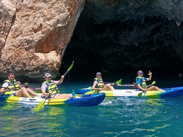 Escursione in kayak di Cala Granadella, 3 ore