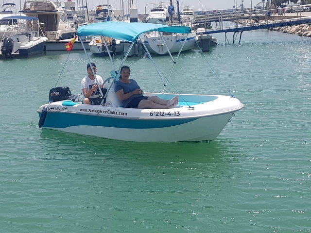 Noleggia il tuo Astec 