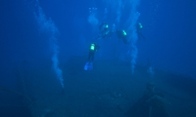  Ein bisschen Tauchen 