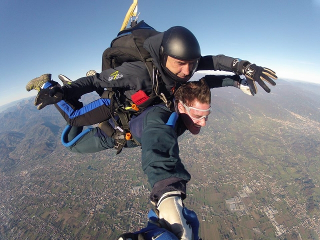 Salto con tenuta contact