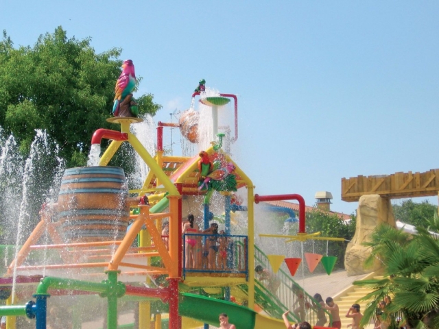  Water Lagoon
