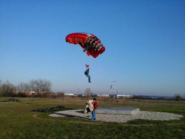  Comfortable landing 