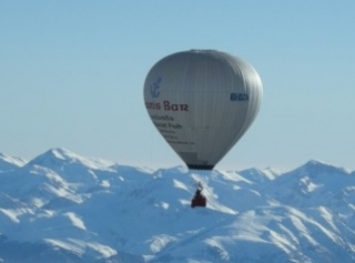  Volando las montañas 