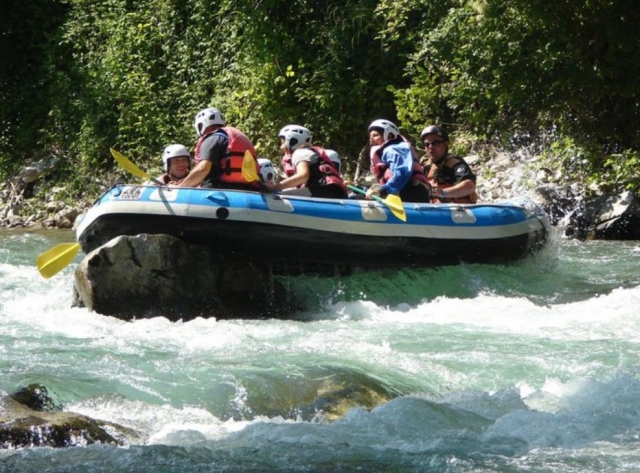  rafting en groupe 