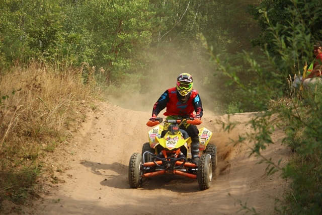 Quad-Cross-Sand-Motorsport-Motocross-Enduro-Atv-1684937.jpg