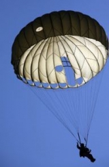  最后降落伞打开 