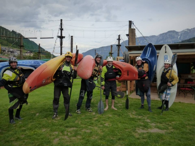  准备好划皮划艇冒险 