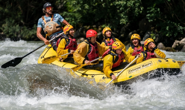  Divertida atividade de rafting 
