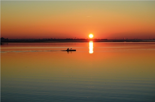  sunset in canoe