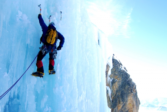  Ice climbing 